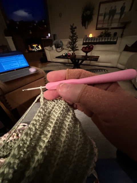 When Your Hands Say "No" But Your Heart Says "Create": My Personal Toolkit for Arthritis Pain